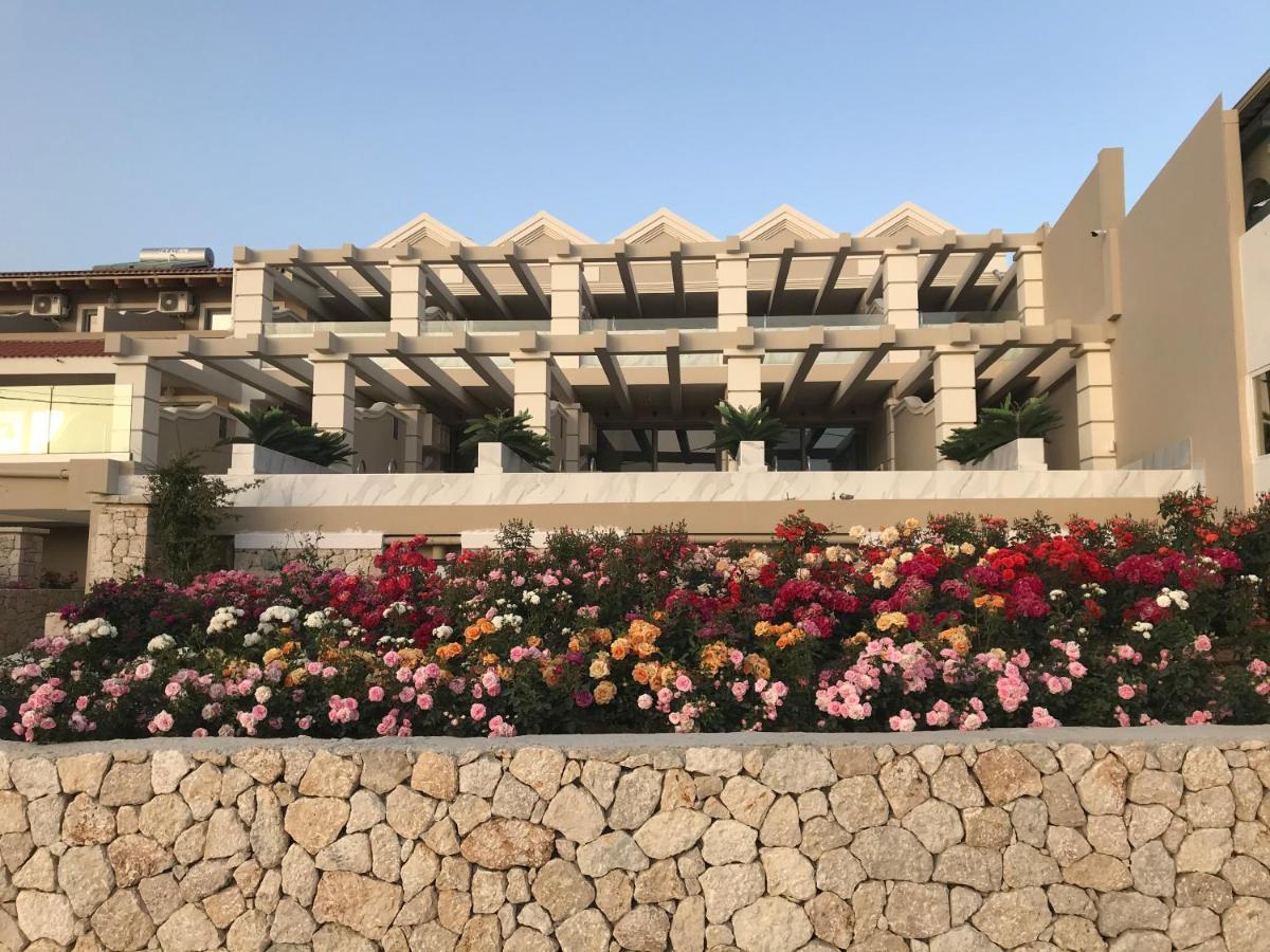 Agios Gordios Beach Resort Exteriör bild